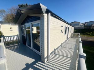 Front- click for photo gallery